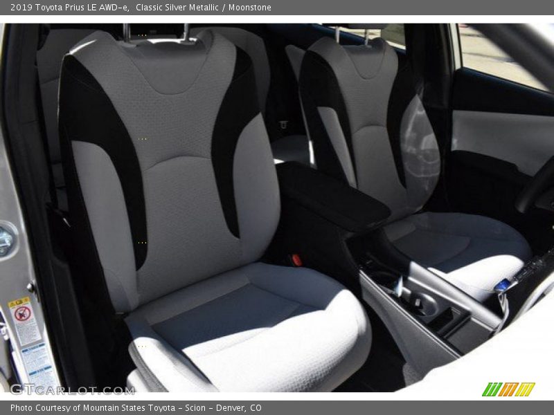 Classic Silver Metallic / Moonstone 2019 Toyota Prius LE AWD-e