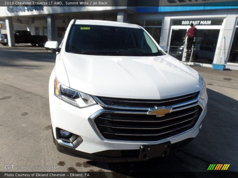 Summit White / Jet Black 2019 Chevrolet Traverse LT AWD
