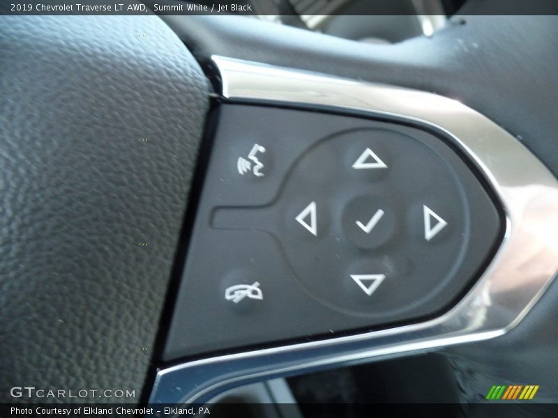 Summit White / Jet Black 2019 Chevrolet Traverse LT AWD