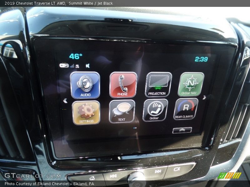 Summit White / Jet Black 2019 Chevrolet Traverse LT AWD