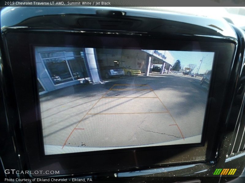 Summit White / Jet Black 2019 Chevrolet Traverse LT AWD