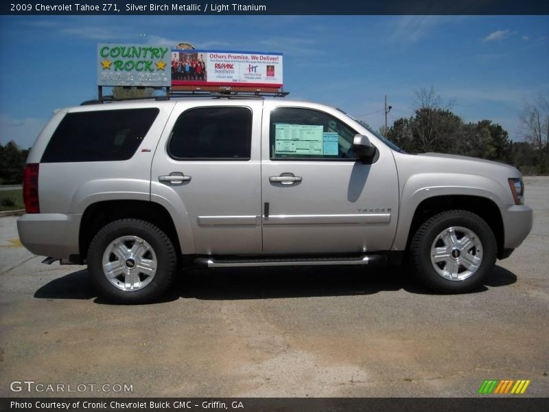 Silver Birch Metallic / Light Titanium 2009 Chevrolet Tahoe Z71