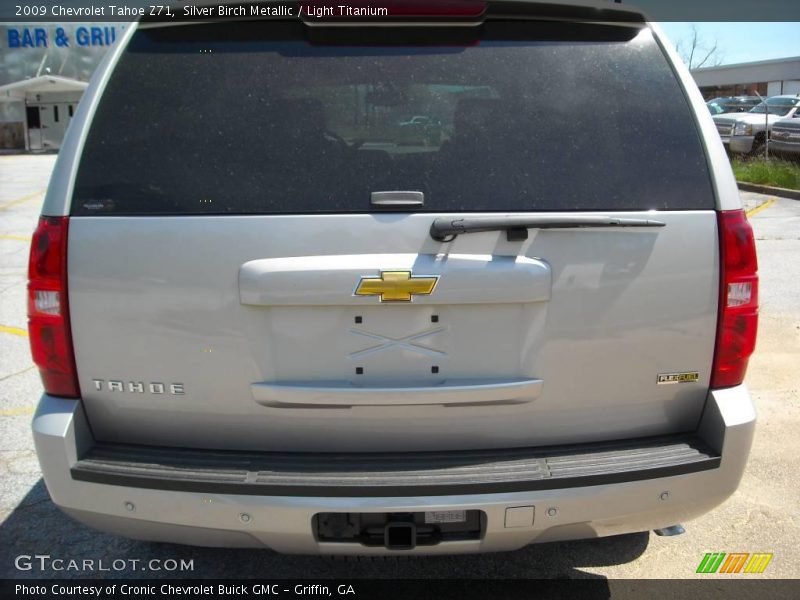 Silver Birch Metallic / Light Titanium 2009 Chevrolet Tahoe Z71