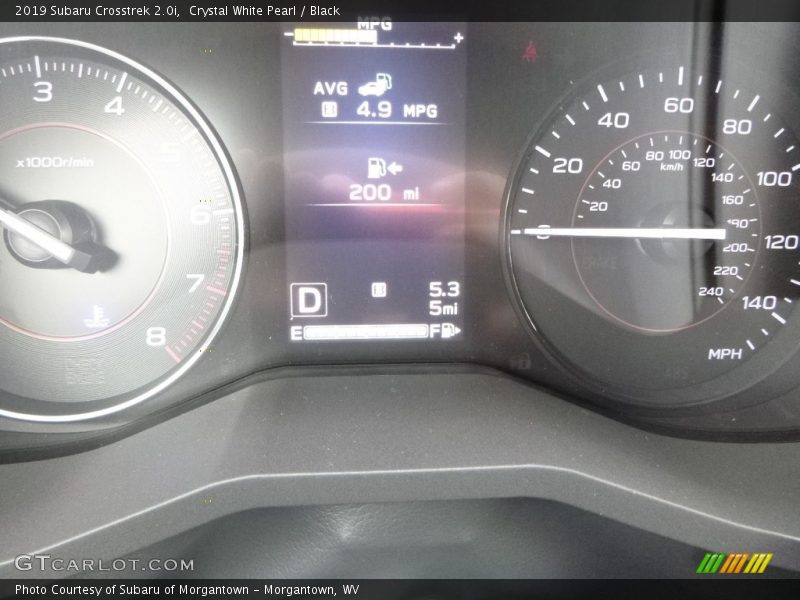 Crystal White Pearl / Black 2019 Subaru Crosstrek 2.0i