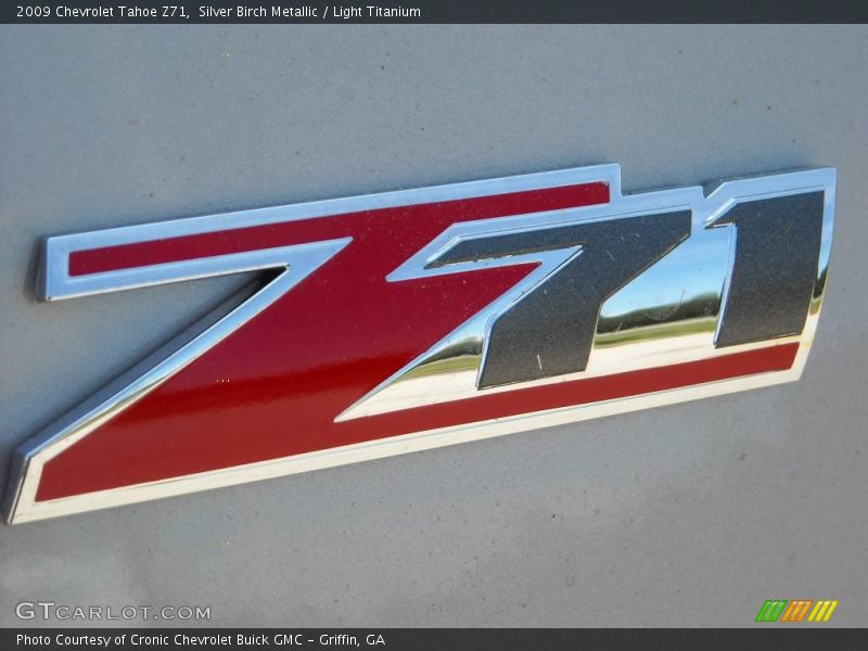 Silver Birch Metallic / Light Titanium 2009 Chevrolet Tahoe Z71