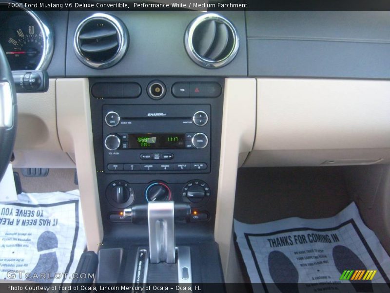 Performance White / Medium Parchment 2008 Ford Mustang V6 Deluxe Convertible