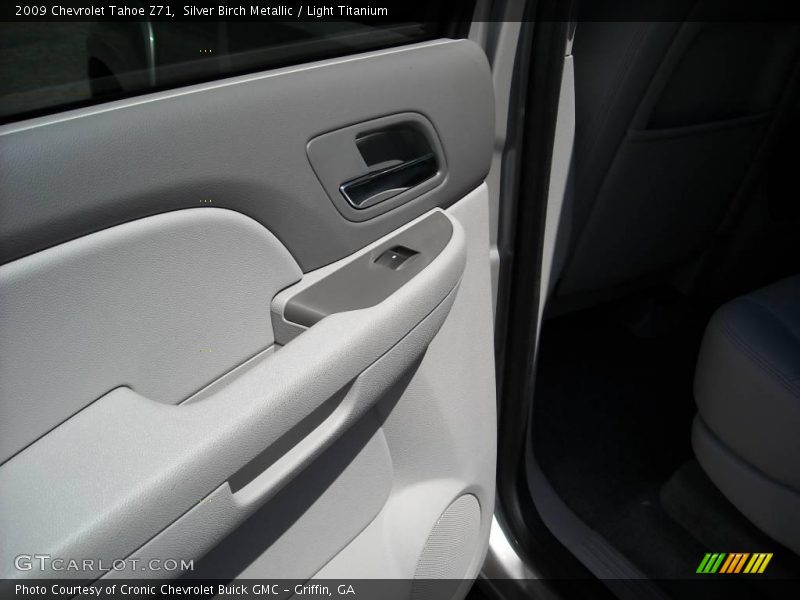 Silver Birch Metallic / Light Titanium 2009 Chevrolet Tahoe Z71