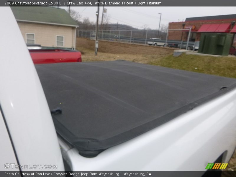 White Diamond Tricoat / Light Titanium 2009 Chevrolet Silverado 1500 LTZ Crew Cab 4x4