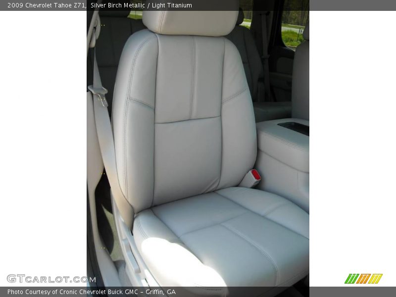 Silver Birch Metallic / Light Titanium 2009 Chevrolet Tahoe Z71