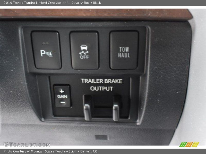 Cavalry Blue / Black 2019 Toyota Tundra Limited CrewMax 4x4