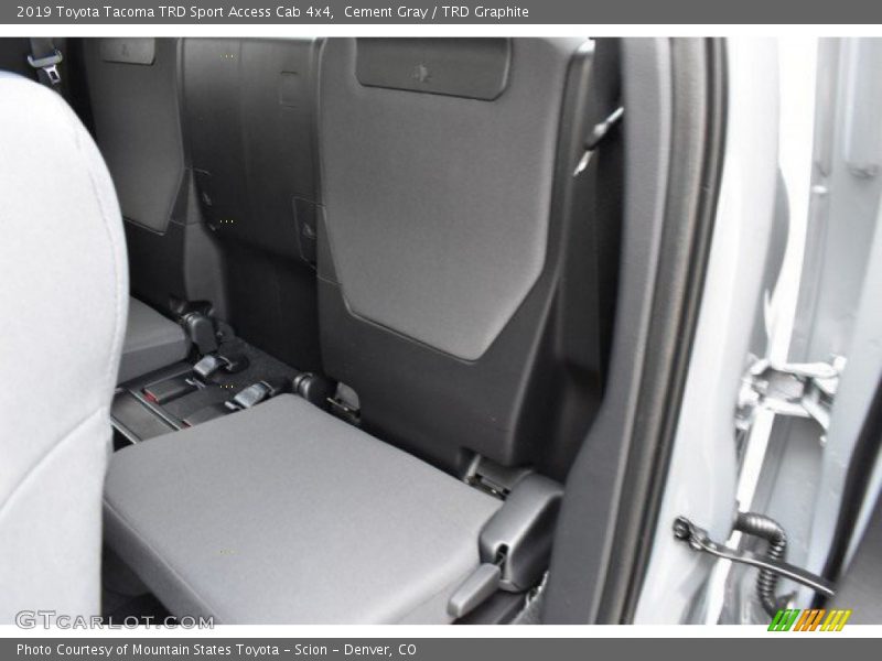 Cement Gray / TRD Graphite 2019 Toyota Tacoma TRD Sport Access Cab 4x4