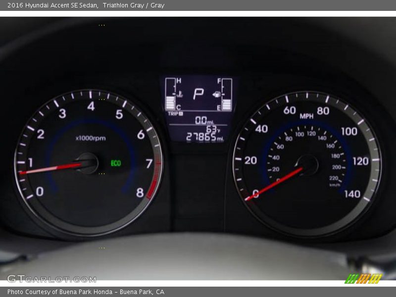 Triathlon Gray / Gray 2016 Hyundai Accent SE Sedan