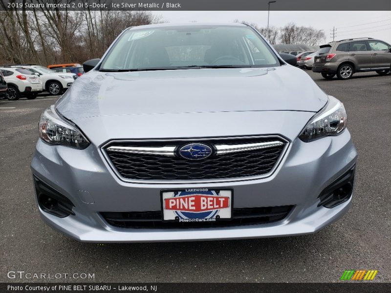Ice Silver Metallic / Black 2019 Subaru Impreza 2.0i 5-Door