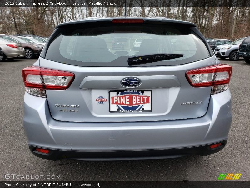 Ice Silver Metallic / Black 2019 Subaru Impreza 2.0i 5-Door