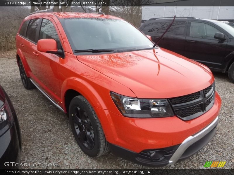  2019 Journey Crossroad AWD Blood Orange