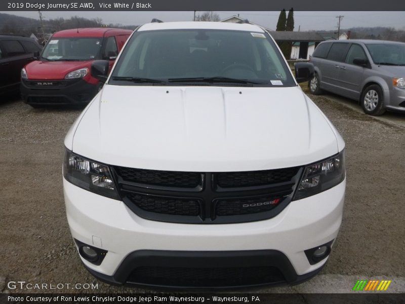Vice White / Black 2019 Dodge Journey SE AWD