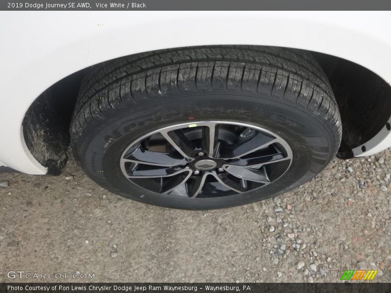 Vice White / Black 2019 Dodge Journey SE AWD