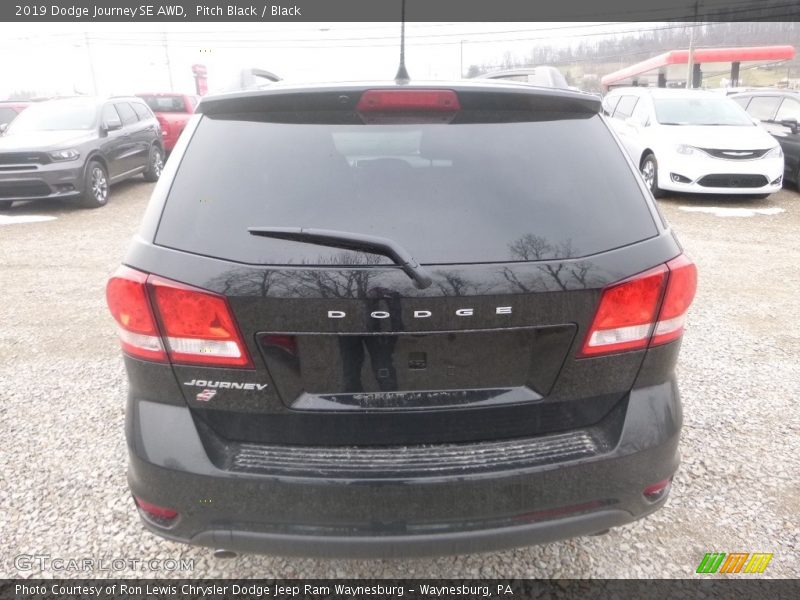 Pitch Black / Black 2019 Dodge Journey SE AWD