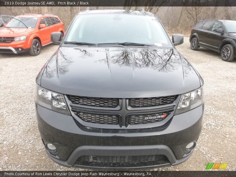 Pitch Black / Black 2019 Dodge Journey SE AWD