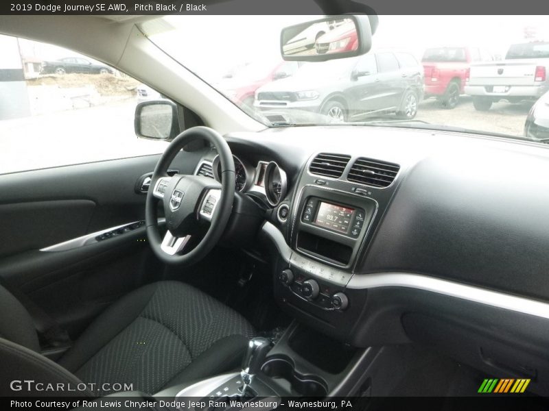 Pitch Black / Black 2019 Dodge Journey SE AWD