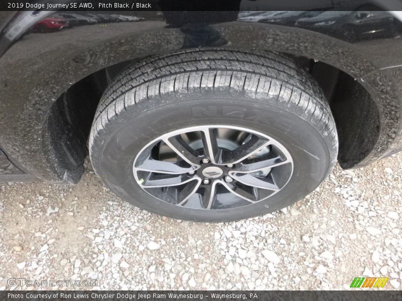 Pitch Black / Black 2019 Dodge Journey SE AWD