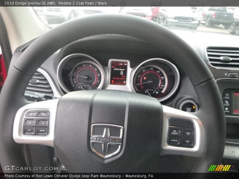 Redline 2 Coat Pearl / Black 2019 Dodge Journey SE AWD