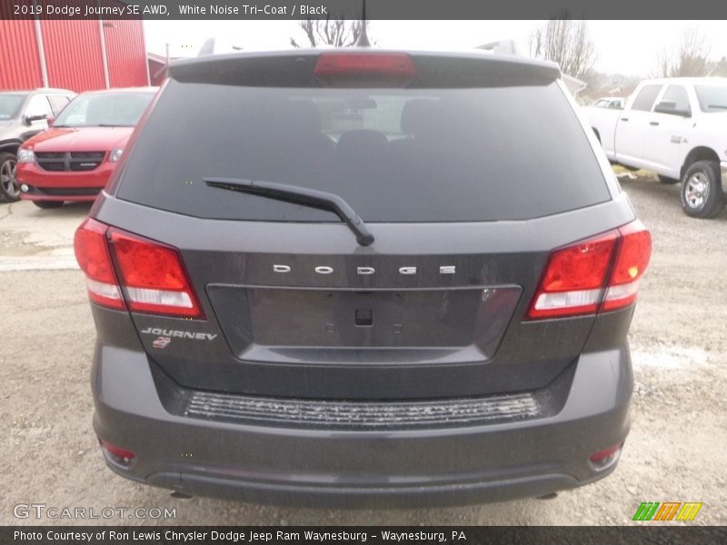 White Noise Tri-Coat / Black 2019 Dodge Journey SE AWD