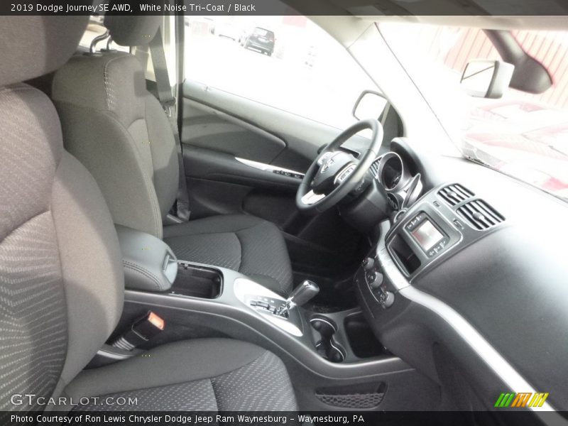 White Noise Tri-Coat / Black 2019 Dodge Journey SE AWD
