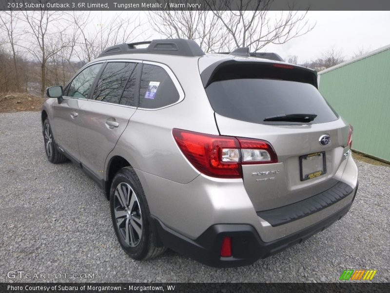 Tungsten Metallic / Warm Ivory 2019 Subaru Outback 3.6R Limited