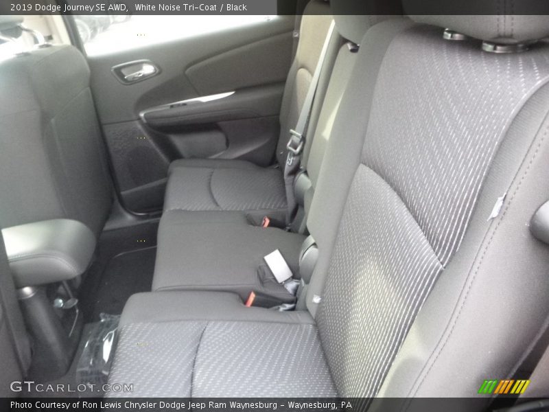 White Noise Tri-Coat / Black 2019 Dodge Journey SE AWD