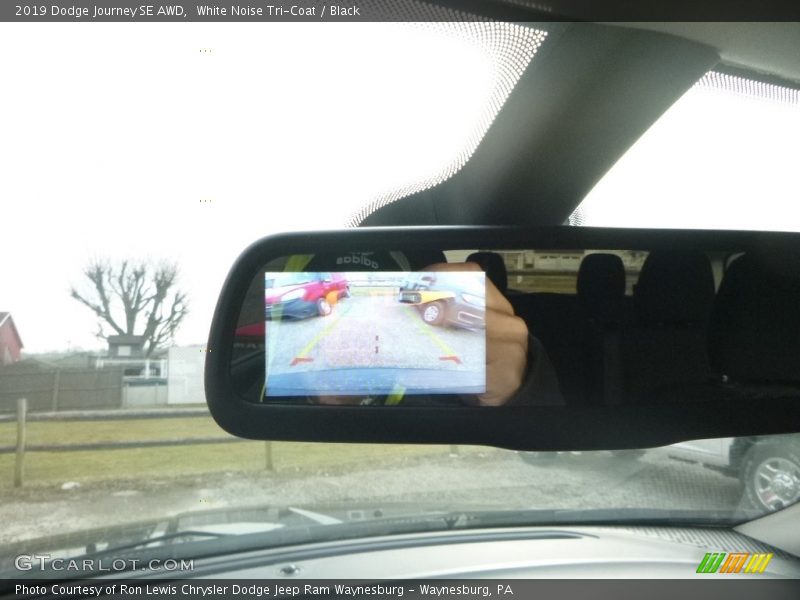 White Noise Tri-Coat / Black 2019 Dodge Journey SE AWD