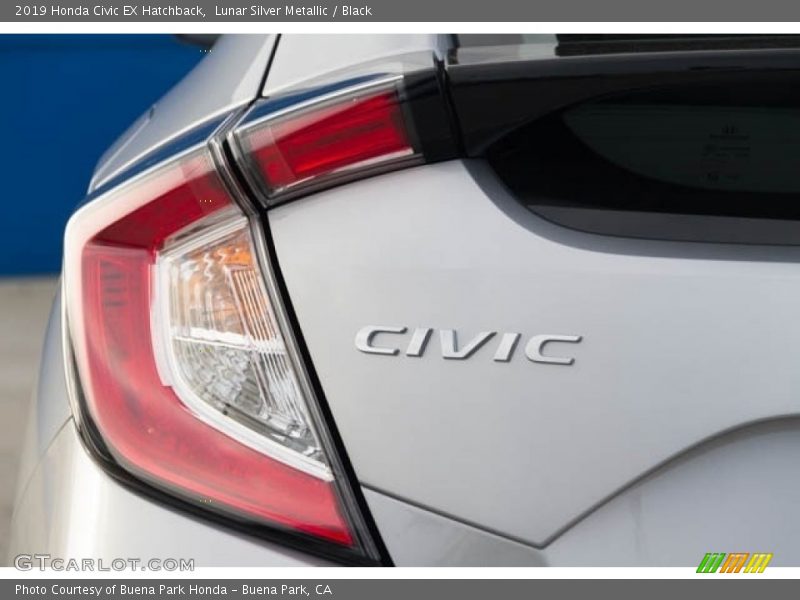 Lunar Silver Metallic / Black 2019 Honda Civic EX Hatchback