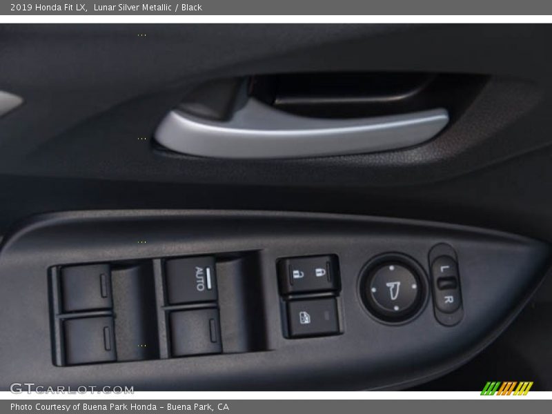 Lunar Silver Metallic / Black 2019 Honda Fit LX