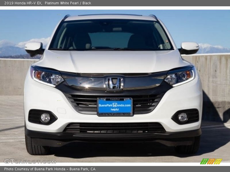 Platinum White Pearl / Black 2019 Honda HR-V EX