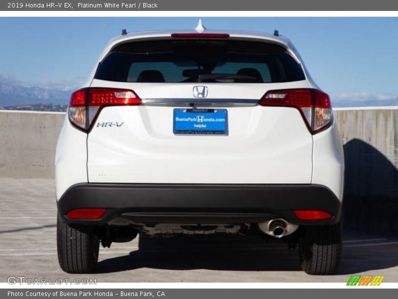 Platinum White Pearl / Black 2019 Honda HR-V EX