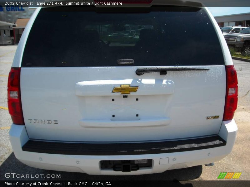 Summit White / Light Cashmere 2009 Chevrolet Tahoe Z71 4x4