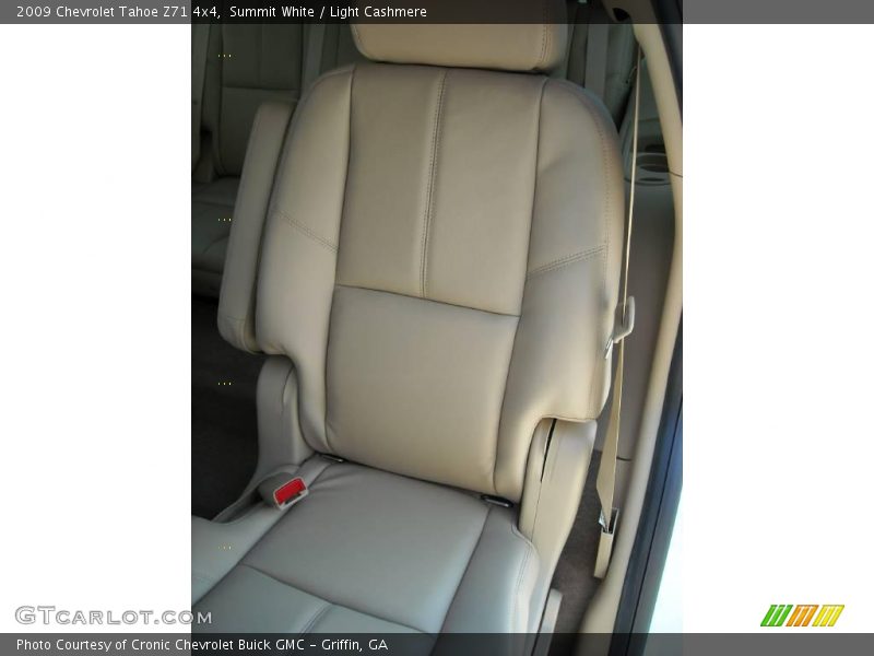 Summit White / Light Cashmere 2009 Chevrolet Tahoe Z71 4x4