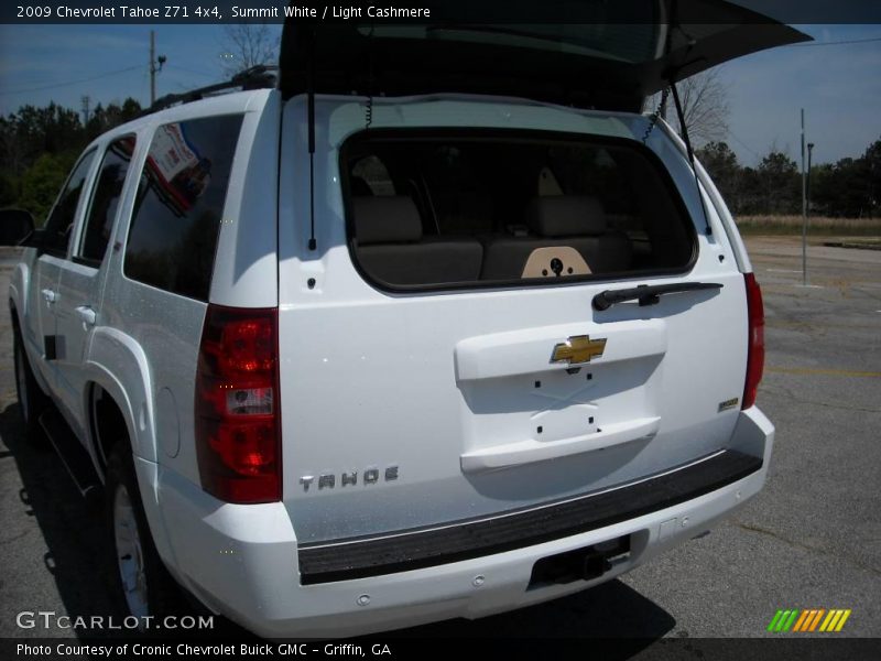 Summit White / Light Cashmere 2009 Chevrolet Tahoe Z71 4x4