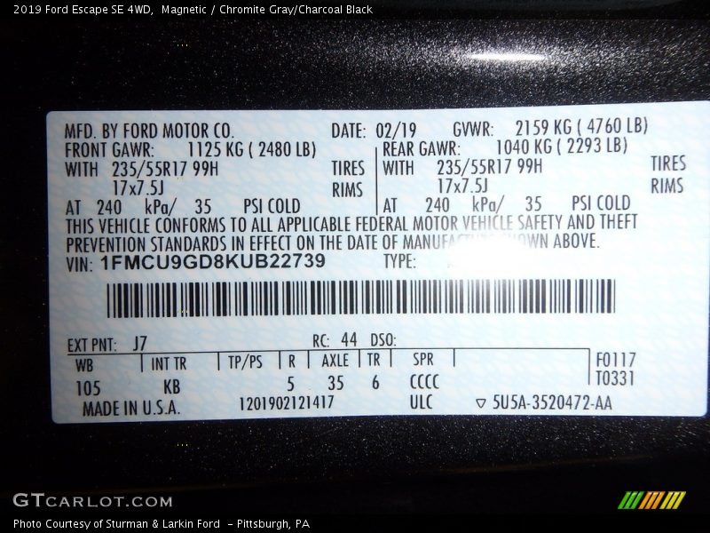 Magnetic / Chromite Gray/Charcoal Black 2019 Ford Escape SE 4WD