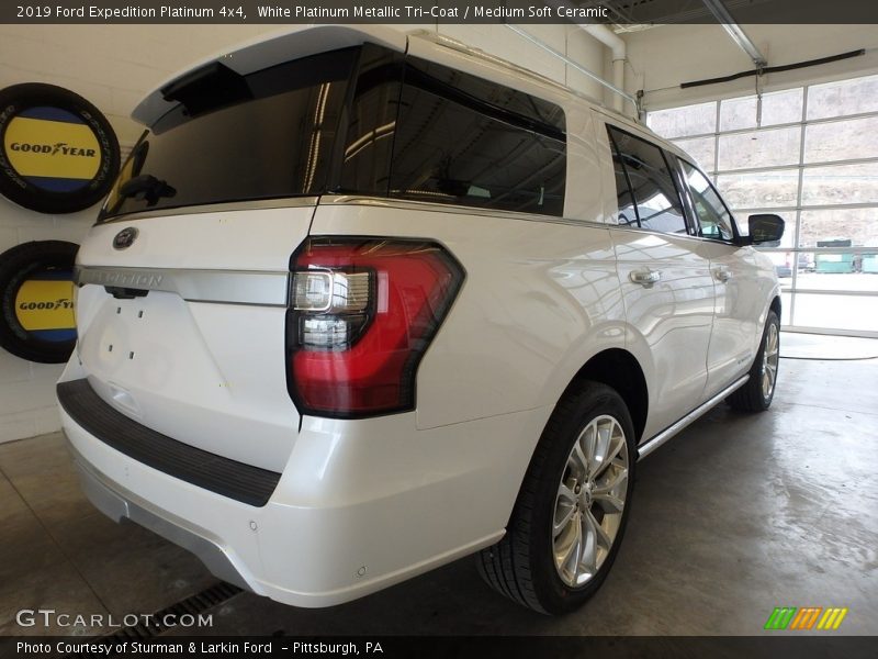 White Platinum Metallic Tri-Coat / Medium Soft Ceramic 2019 Ford Expedition Platinum 4x4