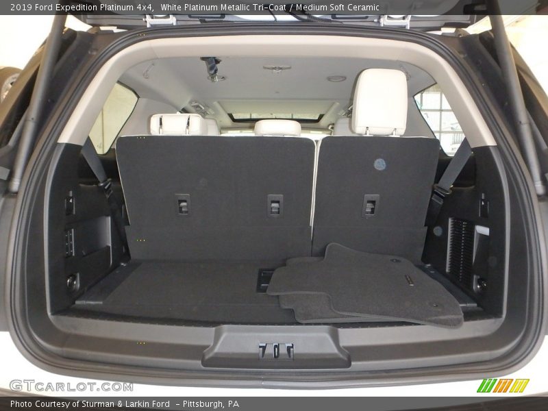 White Platinum Metallic Tri-Coat / Medium Soft Ceramic 2019 Ford Expedition Platinum 4x4