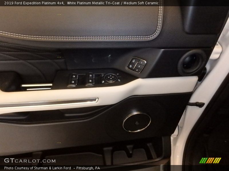 White Platinum Metallic Tri-Coat / Medium Soft Ceramic 2019 Ford Expedition Platinum 4x4