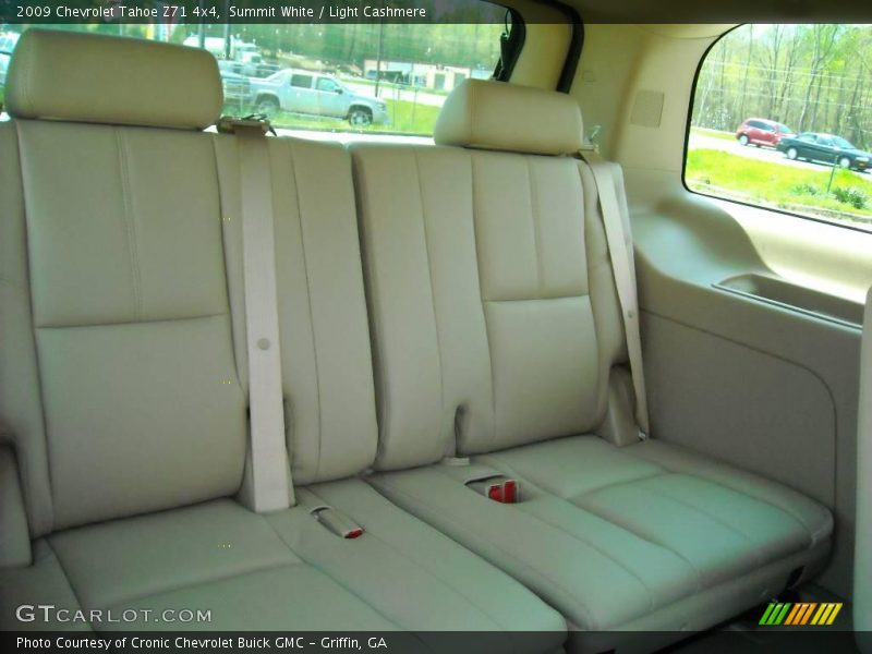 Summit White / Light Cashmere 2009 Chevrolet Tahoe Z71 4x4