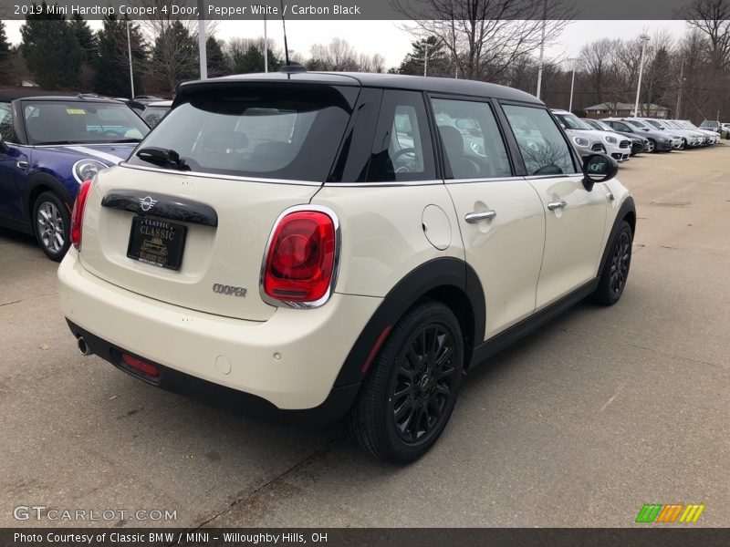 Pepper White / Carbon Black 2019 Mini Hardtop Cooper 4 Door