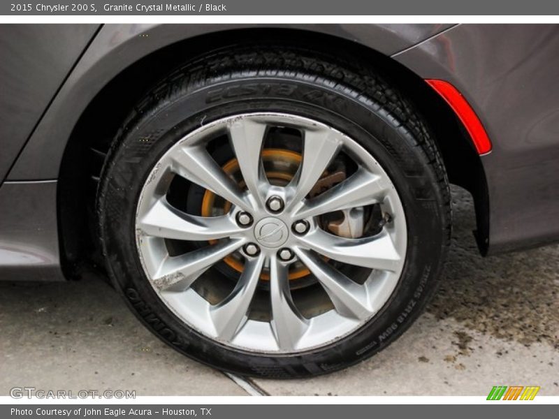 Granite Crystal Metallic / Black 2015 Chrysler 200 S