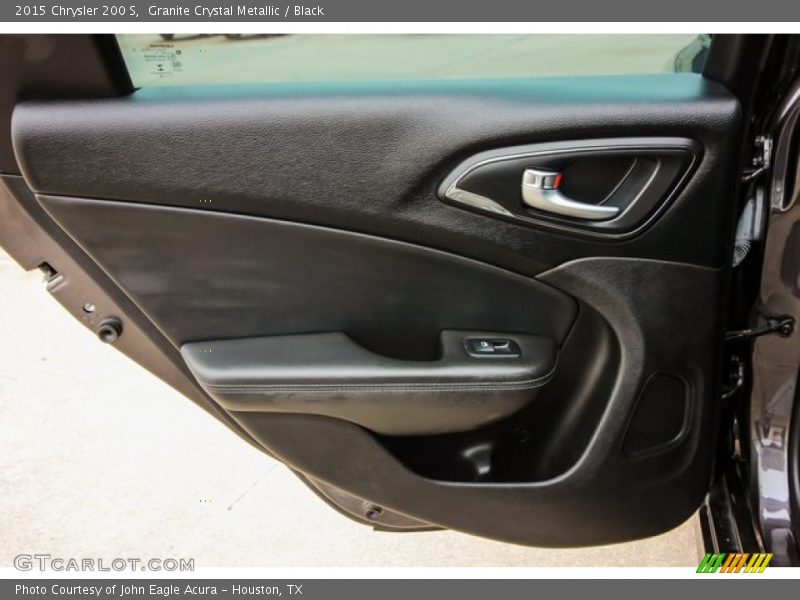 Granite Crystal Metallic / Black 2015 Chrysler 200 S