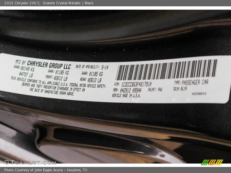 Granite Crystal Metallic / Black 2015 Chrysler 200 S