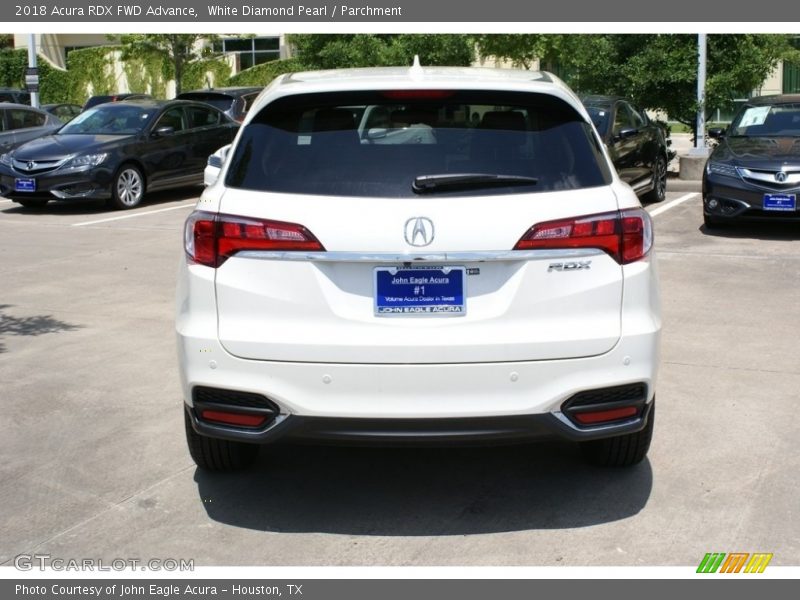 White Diamond Pearl / Parchment 2018 Acura RDX FWD Advance
