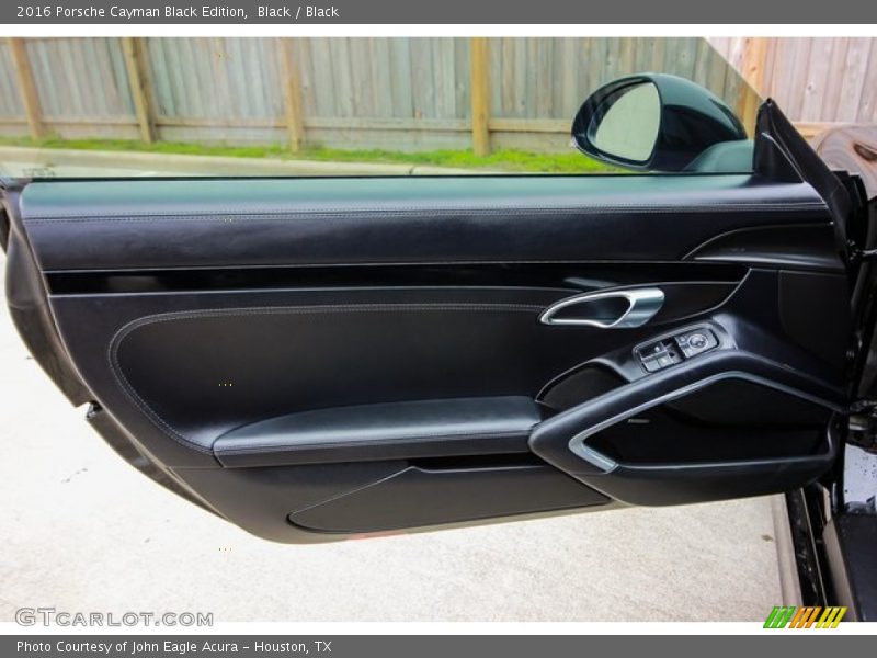 Door Panel of 2016 Cayman Black Edition