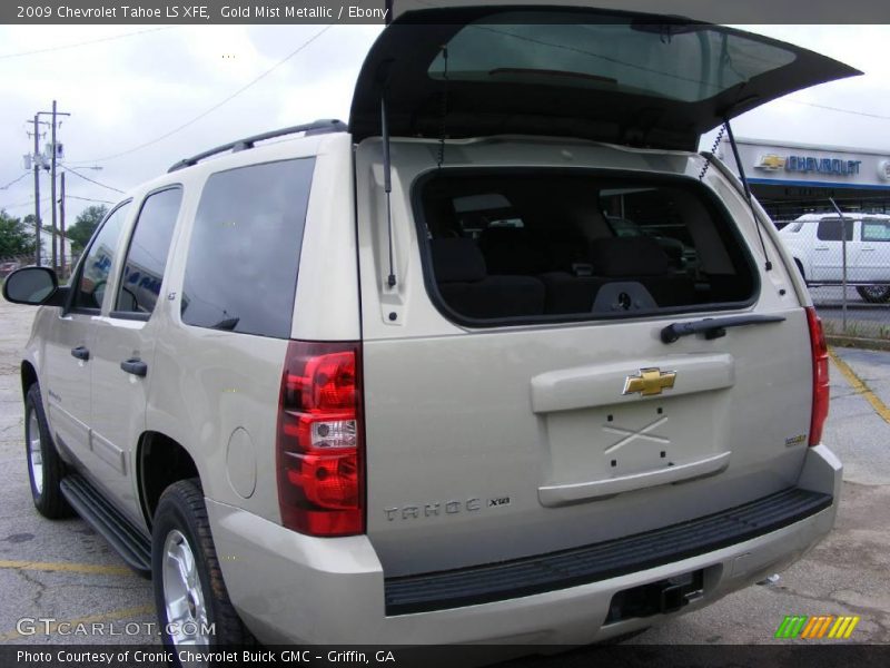Gold Mist Metallic / Ebony 2009 Chevrolet Tahoe LS XFE